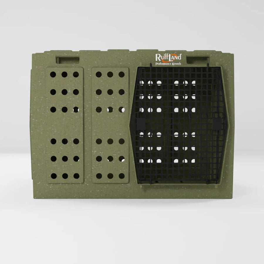 Titan RuffLand Kennel